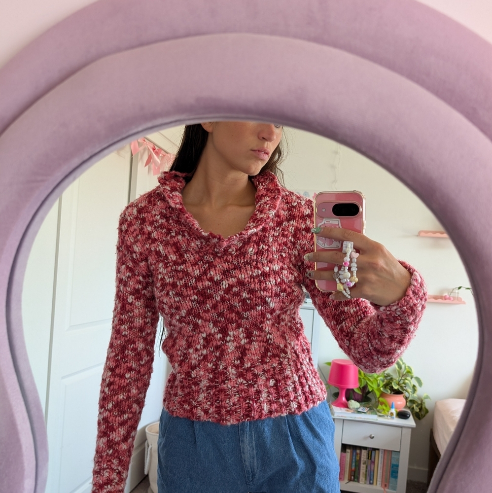 Guess Cozy Red And Pink Women's Chunky Sweater Size Large
